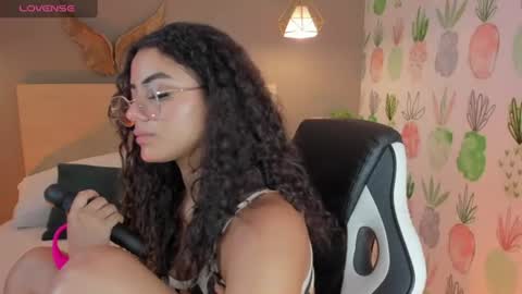 Snapshot of yaya23x chatting on July 6, 3:14 pm yaya23x online show from July 6, 3:14 pm