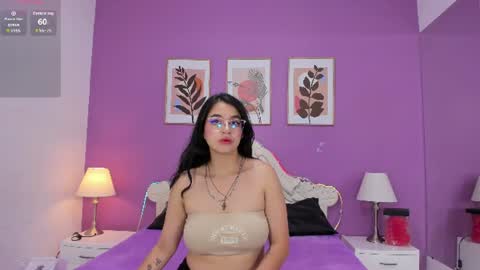 Yaya  online show from June 24, 11:31 am