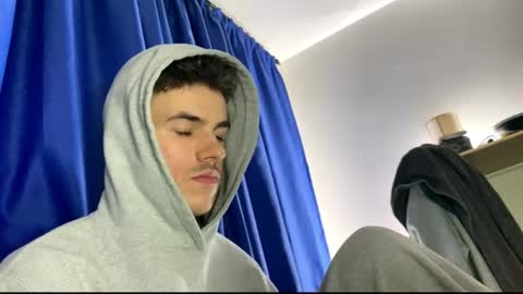 yayay333 online show from March 6, 11:45 pm