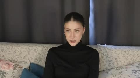 Alice online show from April 25, 1:41 pm