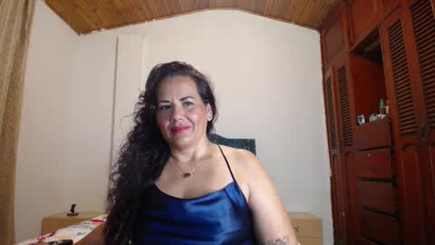 Snapshot of yazmin_mature chatting on November 22, 10:31 pm Jasmin online show from November 22, 10:31 pm
