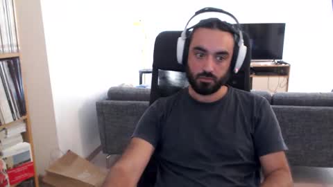 Snapshot of yeeaahoo chatting on October 9, 7:17 am yeeaahoo online show from October 9, 7:17 am