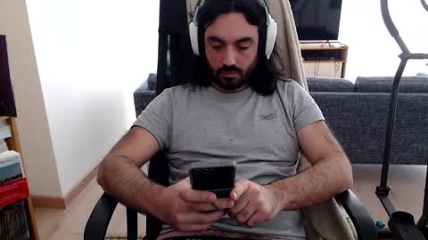 yeeaahoo online show from February 23, 11:07 am