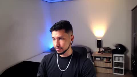 Snapshot of yeff_stone chatting on July 3, 11:55 pm yeff online show from July 3, 11:55 pm