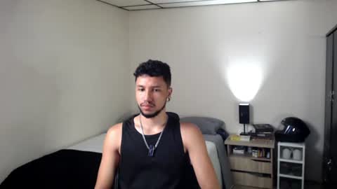 Snapshot of yeff_stone chatting on July 14, 2:05 am yeff online show from July 14, 2:05 am