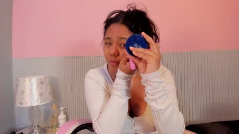 Snapshot of yeika_foxy chatting on November 15, 10:56 am yeika_foxy online show from November 15, 10:56 am