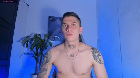 YEIKO ROMERO online show from December 22, 4:20 am