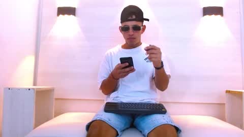 Yeison online show from November 14, 11:20 am