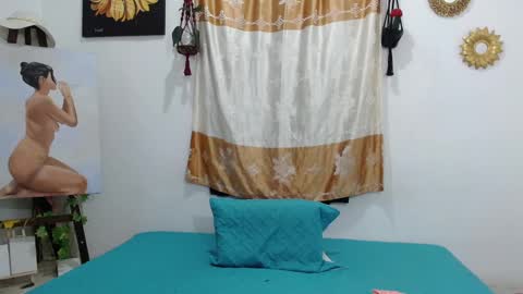 Snapshot of yemaya_28 chatting on March 2, 9:21 am Yemaya 28 online show from March 2, 9:21 am