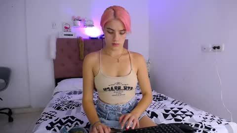 YEM online show from February 1, 3:50 pm