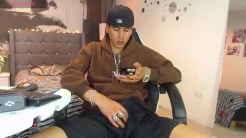 Yerk online show from December 3, 4:53 am