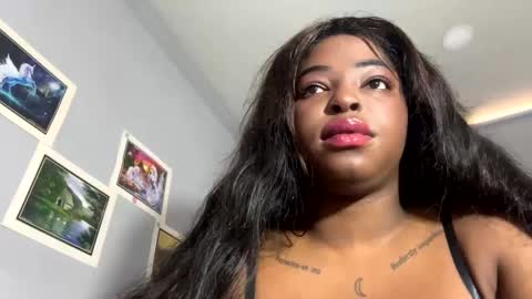 gomez5 online show from February 16, 3:16 pm