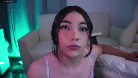 sofia online show from October 27, 4:00 pm