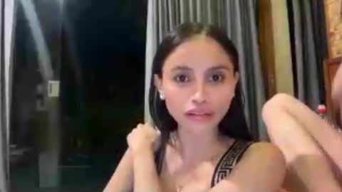 Snapshot of yessicaangsha chatting on June 17, 6:20 pm yessica online show from June 17, 6:20 pm