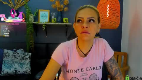 yessika_parker online show from February 3, 10:09 am