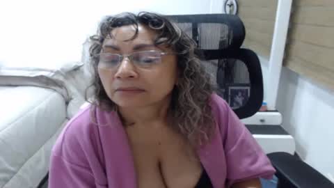 jessy online show from June 11, 2:53 am