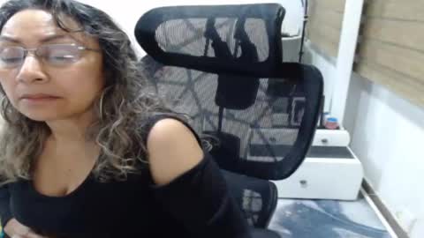 jessy online show from July 27, 12:50 am