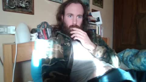 Snapshot of yeti_92 chatting on December 15, 1:43 pm yeti_92 online show from December 15, 1:43 pm