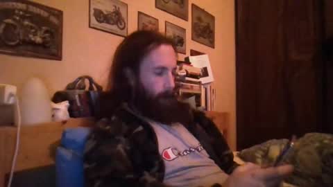 Snapshot of yeti_92 chatting on December 15, 5:31 pm yeti_92 online show from December 15, 5:31 pm