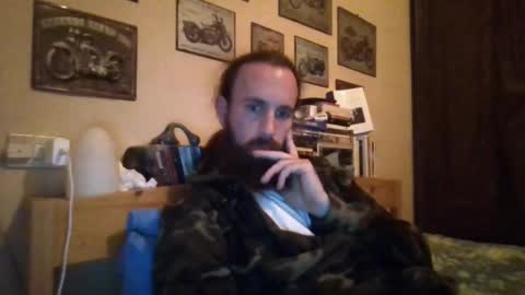 Snapshot of yeti_92 chatting on December 20, 7:28 pm yeti_92 online show from December 20, 7:28 pm