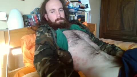 Snapshot of yeti_92 chatting on December 21, 12:49 pm yeti_92 online show from December 21, 12:49 pm