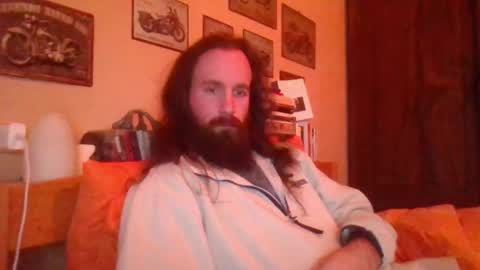 Snapshot of yeti_92 chatting on January 4, 2:35 pm yeti_92 online show from January 4, 2:35 pm