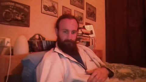 Snapshot of yeti_92 chatting on January 14, 5:56 pm yeti_92 online show from January 14, 5:56 pm