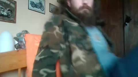 Snapshot of yeti_92 chatting on February 1, 1:30 pm yeti_92 online show from February 1, 1:30 pm