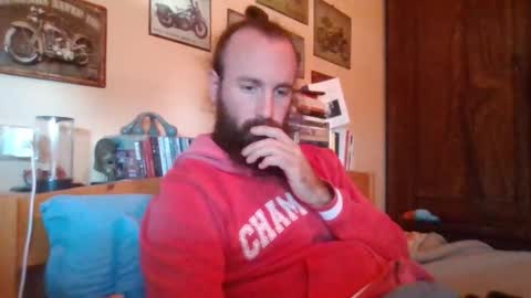 Snapshot of yeti_92 chatting on September 29, 11:04 am yeti_92 online show from September 29, 11:04 am