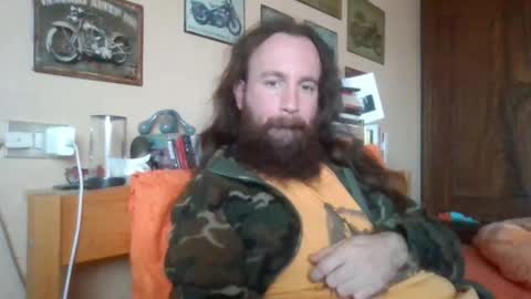 Snapshot of yeti_92 chatting on December 14, 10:20 am yeti_92 online show from December 14, 10:20 am