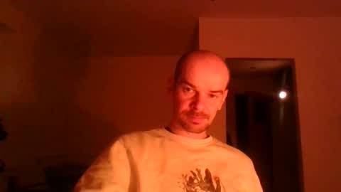 yewloo online show from January 18, 3:38 pm