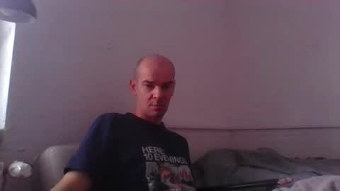 yewloo online show from February 15, 7:05 am