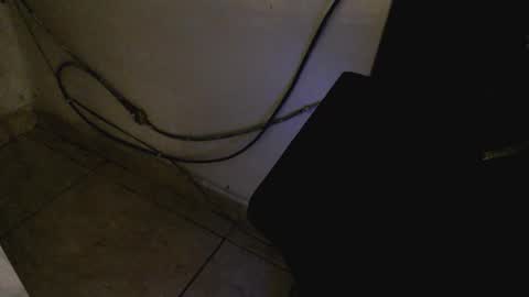 Snapshot of yinaross chatting on October 11, 2:59 pm YINAROSS online show from October 11, 2:59 pm