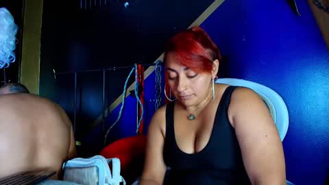 yingandyangg online show from March 13, 5:36 am