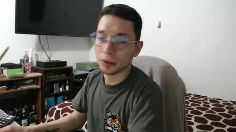 yinmao08 online show from February 19, 12:50 am