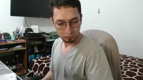 yinmao08 online show from March 8, 10:13 pm