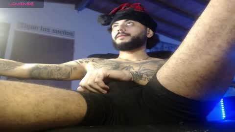 Snapshot of yio__cohen chatting on December 17, 7:29 am yio cohen online show from December 17, 7:29 am