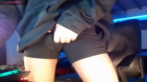 Snapshot of yio__cohen chatting on December 20, 12:41 am yio cohen online show from December 20, 12:41 am