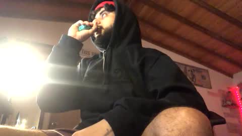 Snapshot of yio__cohen chatting on January 7, 3:35 am yio cohen online show from January 7, 3:35 am