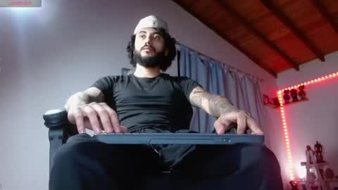 Snapshot of yio__cohen chatting on September 30, 7:35 am yio cohen online show from September 30, 7:35 am