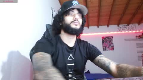 Snapshot of yio__cohen chatting on October 16, 7:20 am yio cohen online show from October 16, 7:20 am