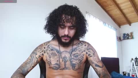 Snapshot of yio__cohen chatting on October 25, 12:02 pm yio cohen online show from October 25, 12:02 pm