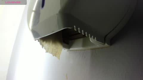 Yiyo online show from February 7, 10:29 am