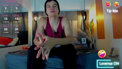 yizus_bonz online show from December 22, 4:28 am