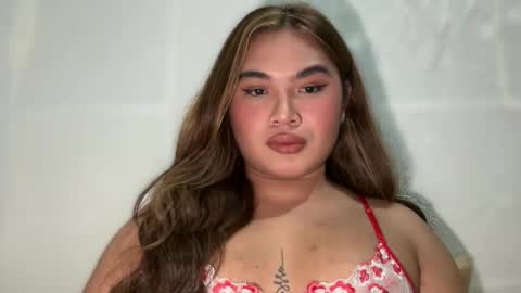 Snapshot of yllanahard chatting on February 11, 5:50 pm yllana love online show from February 11, 5:50 pm