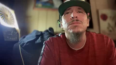 Snapshot of ymmotg chatting on January 18, 2:03 am ymmotg online show from January 18, 2:03 am