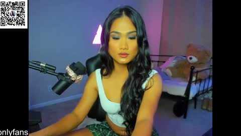 Snapshot of ynaong chatting on December 28, 6:49 am Palmela Handerson online show from December 28, 6:49 am