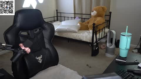 Snapshot of ynaong chatting on January 17, 8:55 pm Palmela Handerson online show from January 17, 8:55 pm