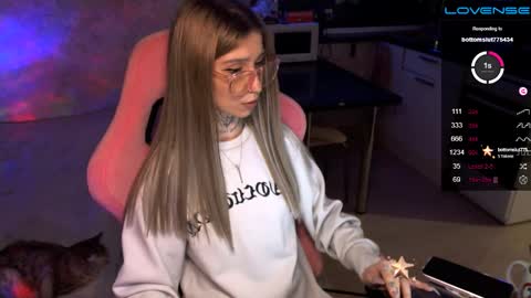     online show from December 10, 12:50 am