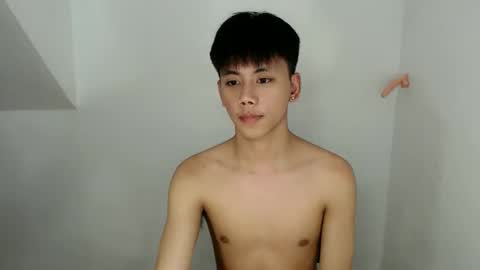 ynotyu online show from May 1, 1:16 pm